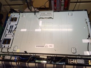 液晶パナル交換作業２